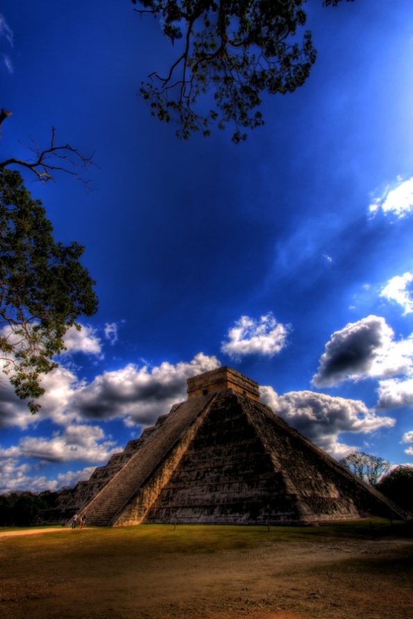pyramide Chichén Itzá mexique HDR